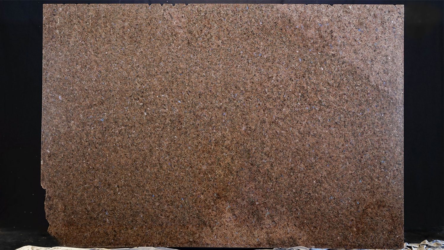 HAMPARAN STONE - LABRADOR ANTIQUE GRANITE