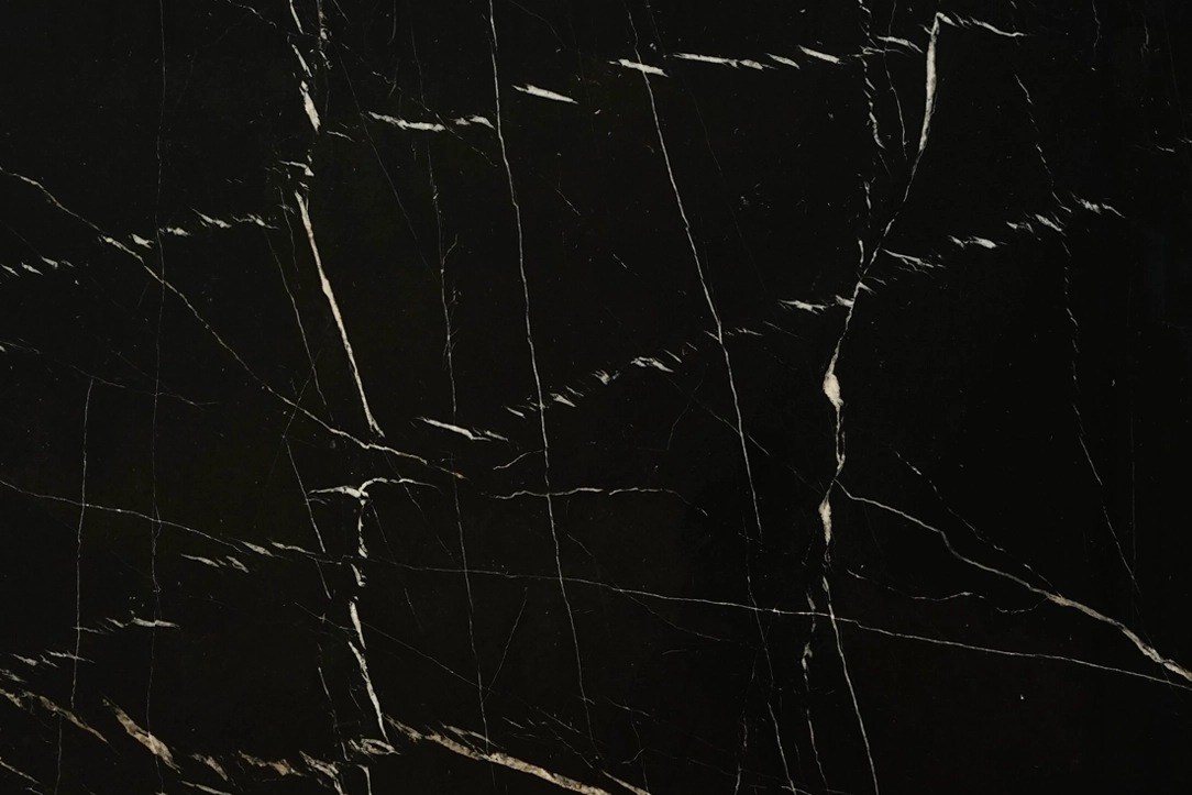 NERO MARQUINA